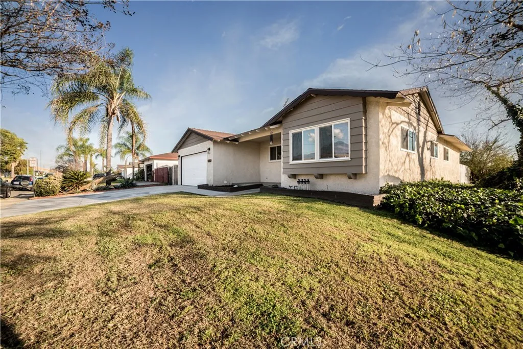 5555 Caroline, Montclair, California 91763 home-pic-3