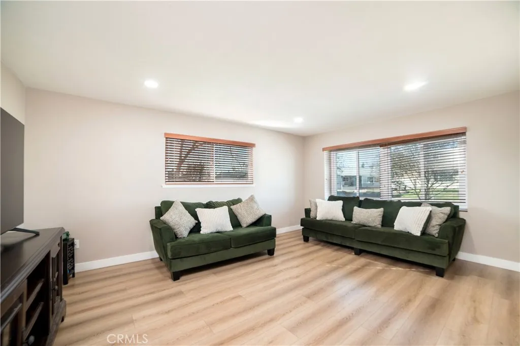 5555 Caroline, Montclair, California 91763 home-pic-7