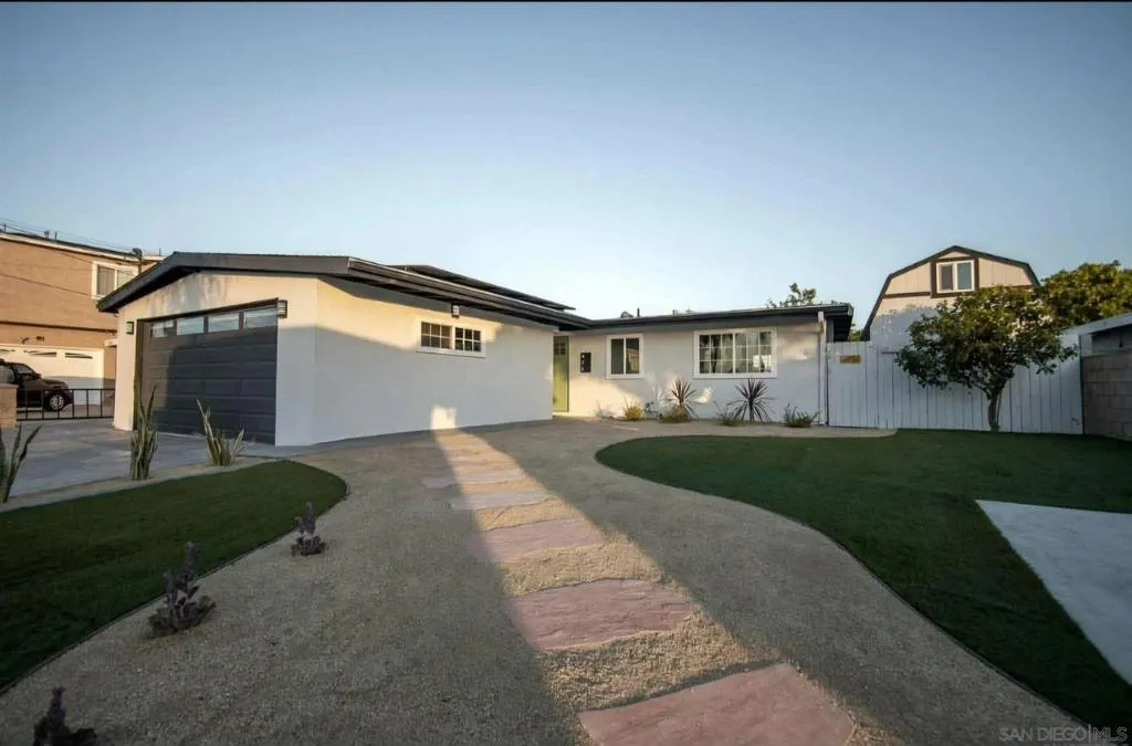 476 Montclair Street, Chula Vista, California 91911 home-pic-2