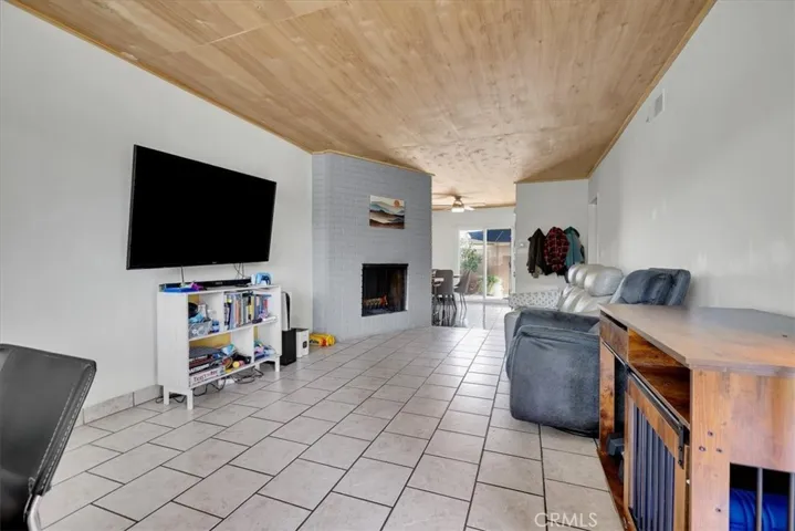 13902 Yorba 14c, Tustin, California 92780