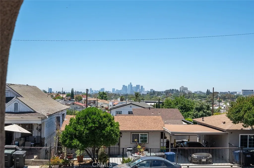 1516 Kurtz, Los Angeles, California 90063 home-pic-3