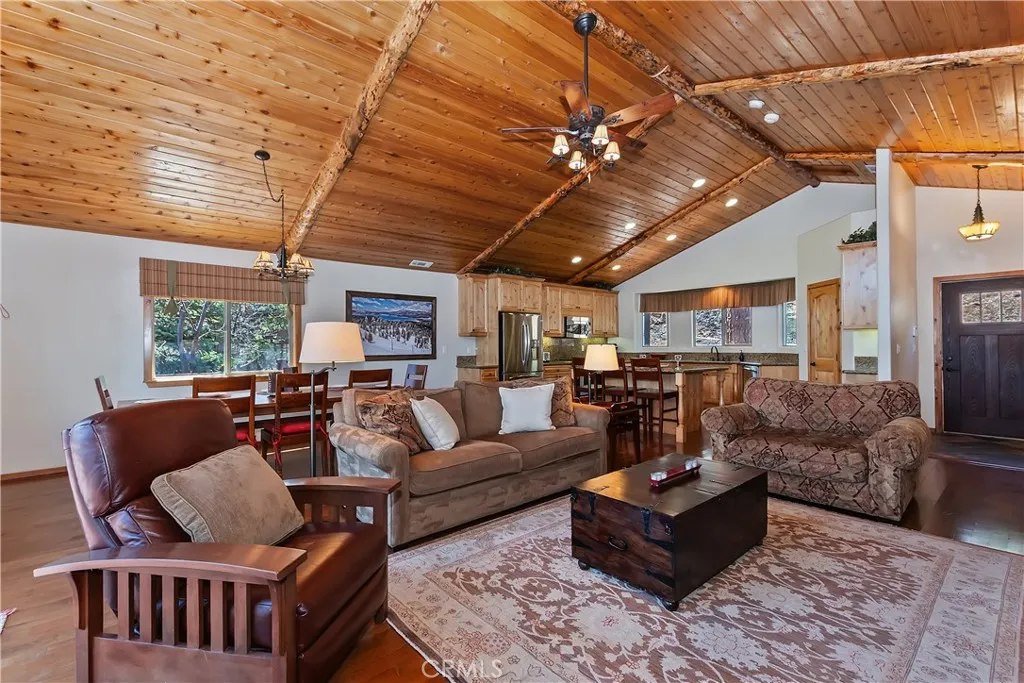 43336 Shasta Road, Big Bear Lake, California 92315 home-pic-4