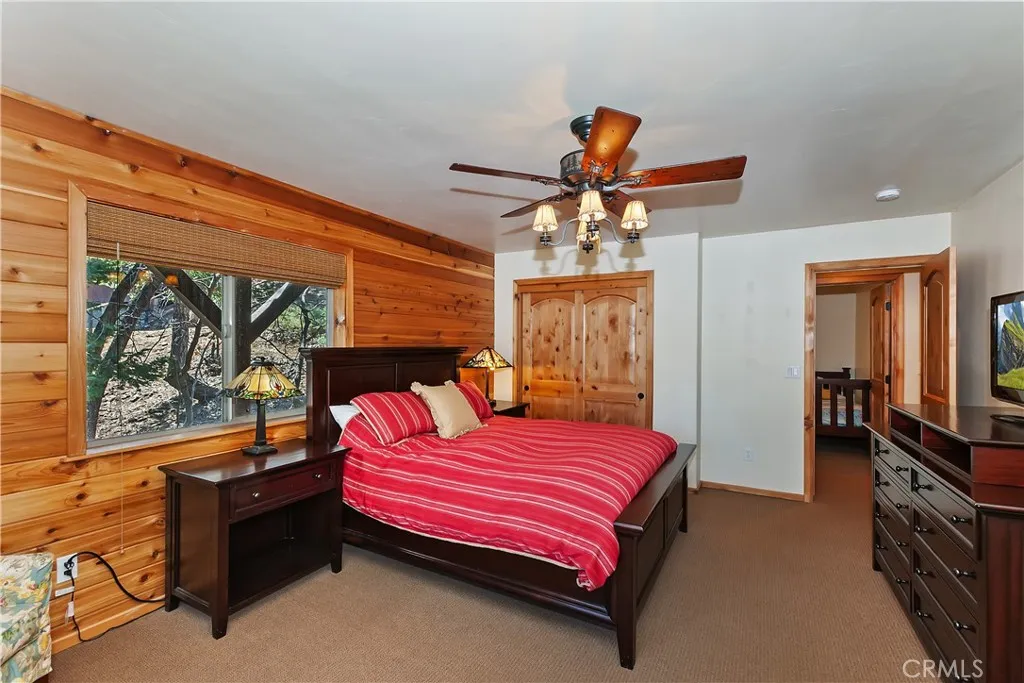 43336 Shasta Road, Big Bear Lake, California 92315 home-pic-13