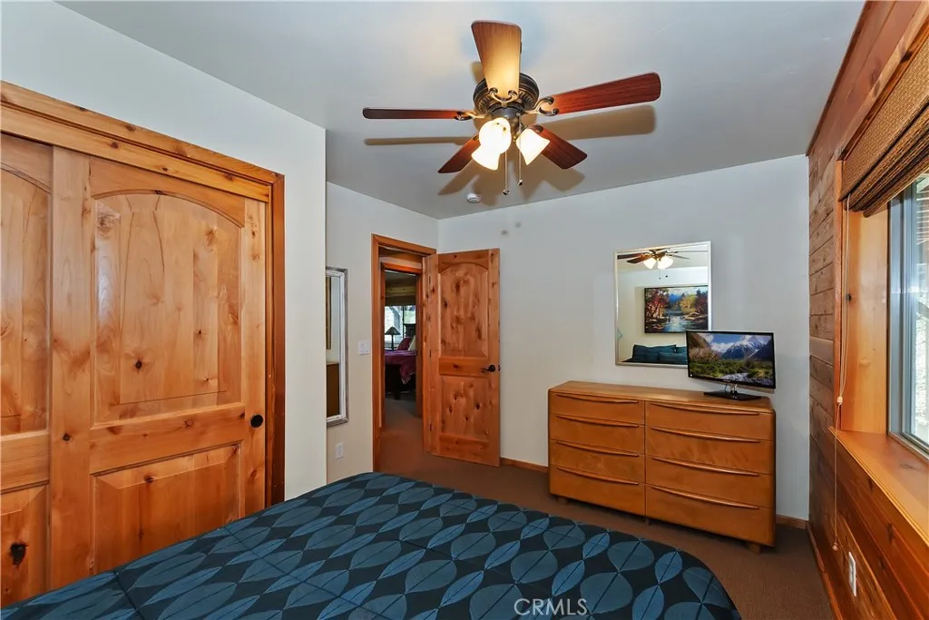 43336 Shasta Road, Big Bear Lake, California 92315 home-pic-17
