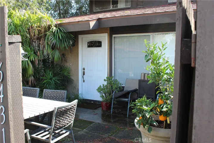 6431 Cleon Ave. 5, North Hollywood, California 91606