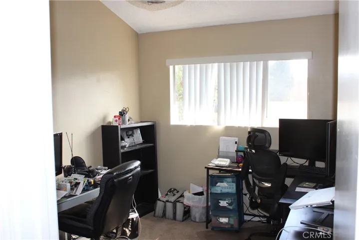 6431 Cleon Ave. 5, North Hollywood, California 91606