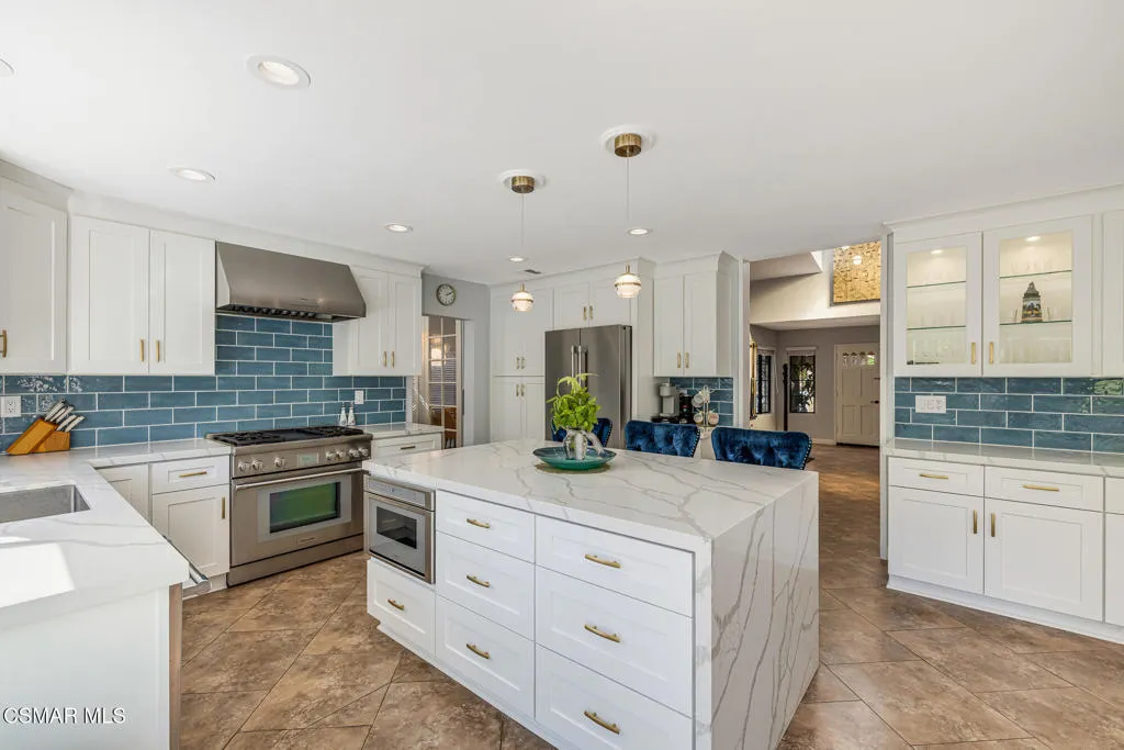 12610 Hillside Drive, Moorpark, California 93021 home-pic-15