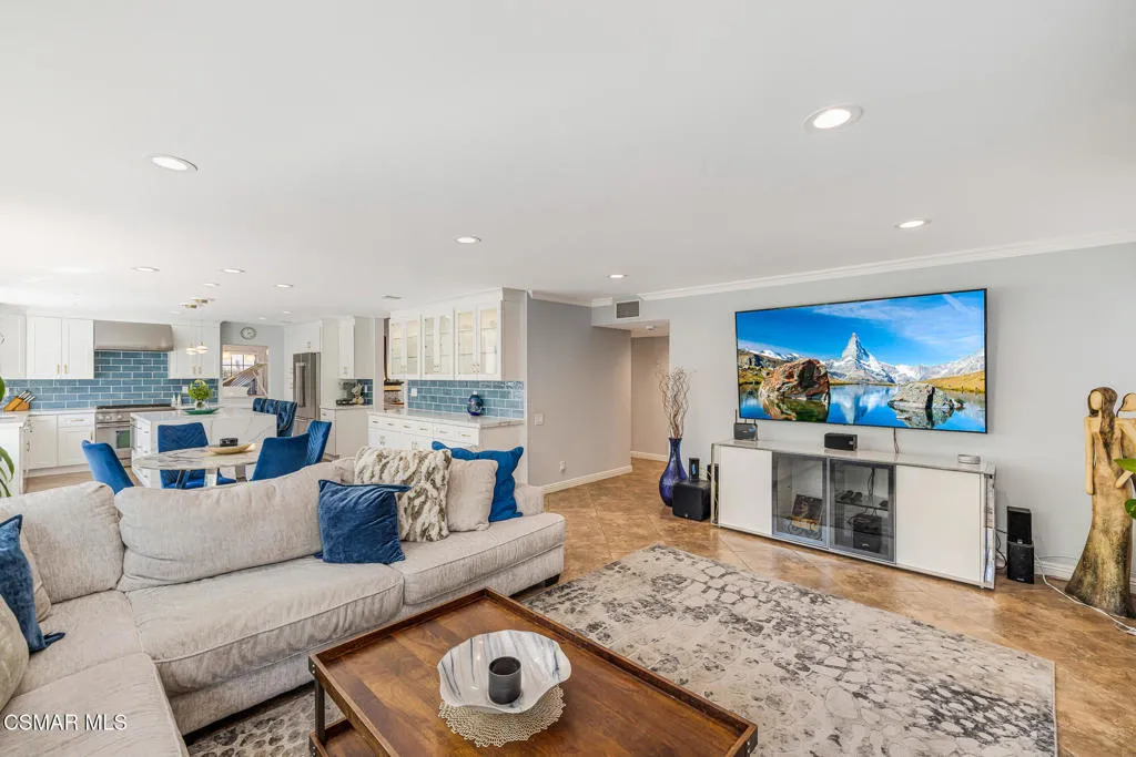 12610 Hillside Drive, Moorpark, California 93021 home-pic-23