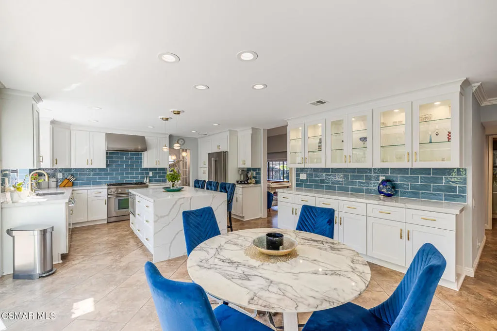 12610 Hillside Drive, Moorpark, California 93021 home-pic-12