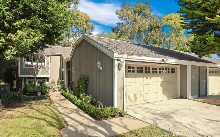 17 Cool Brook, Irvine, California 92603