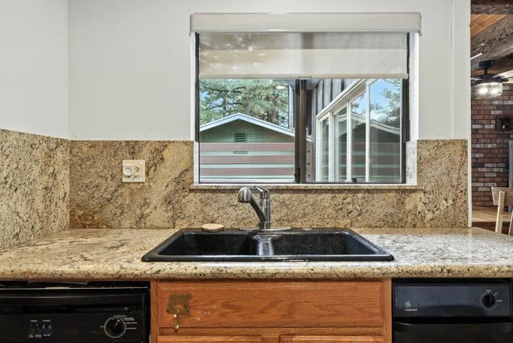 Kitchen 4