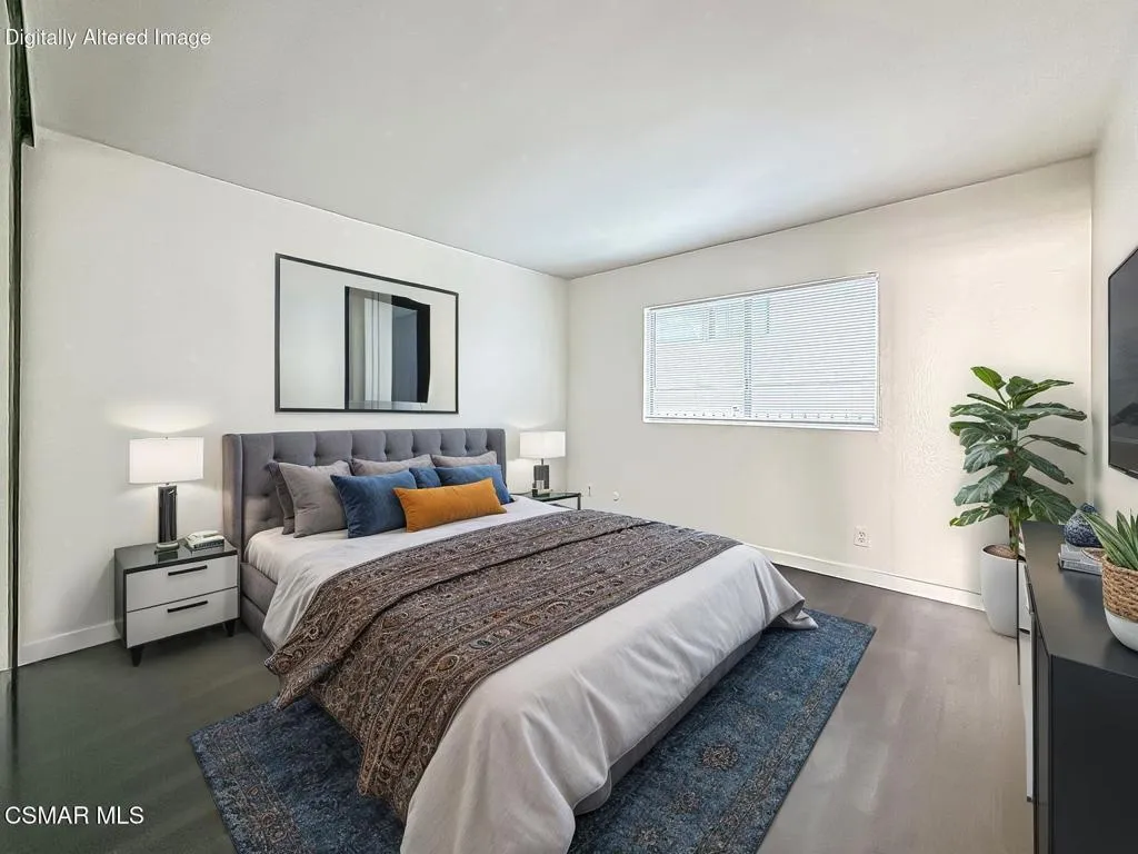 5349 Newcastle Avenue 28, Encino, California 91316 home-pic-15