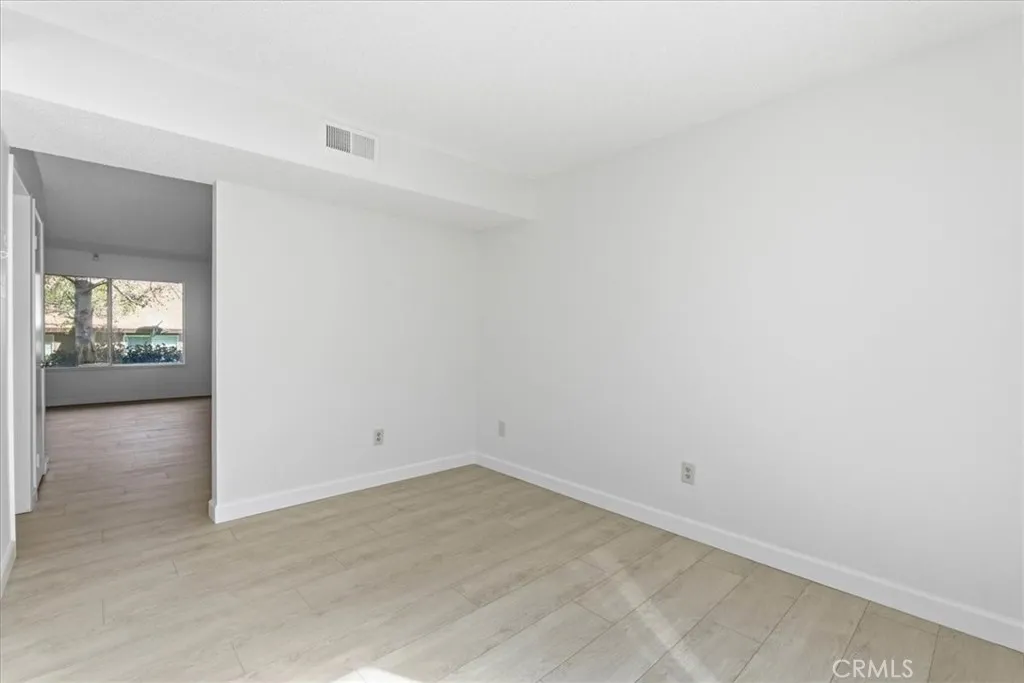 455 Shadyglen Lane, San Dimas, California 91773 home-pic-16