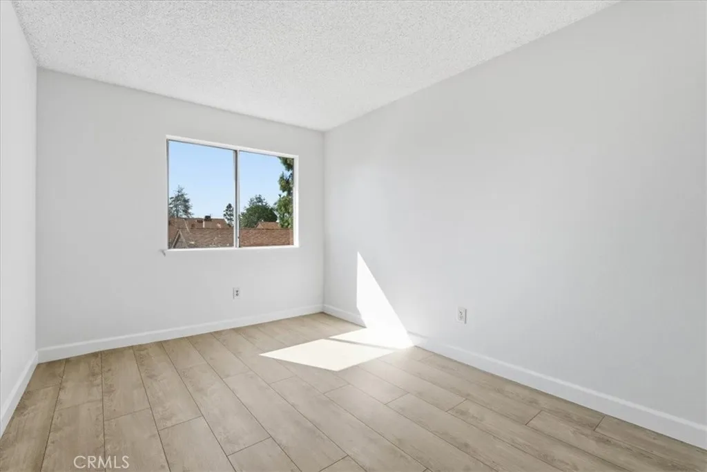 455 Shadyglen Lane, San Dimas, California 91773 home-pic-25