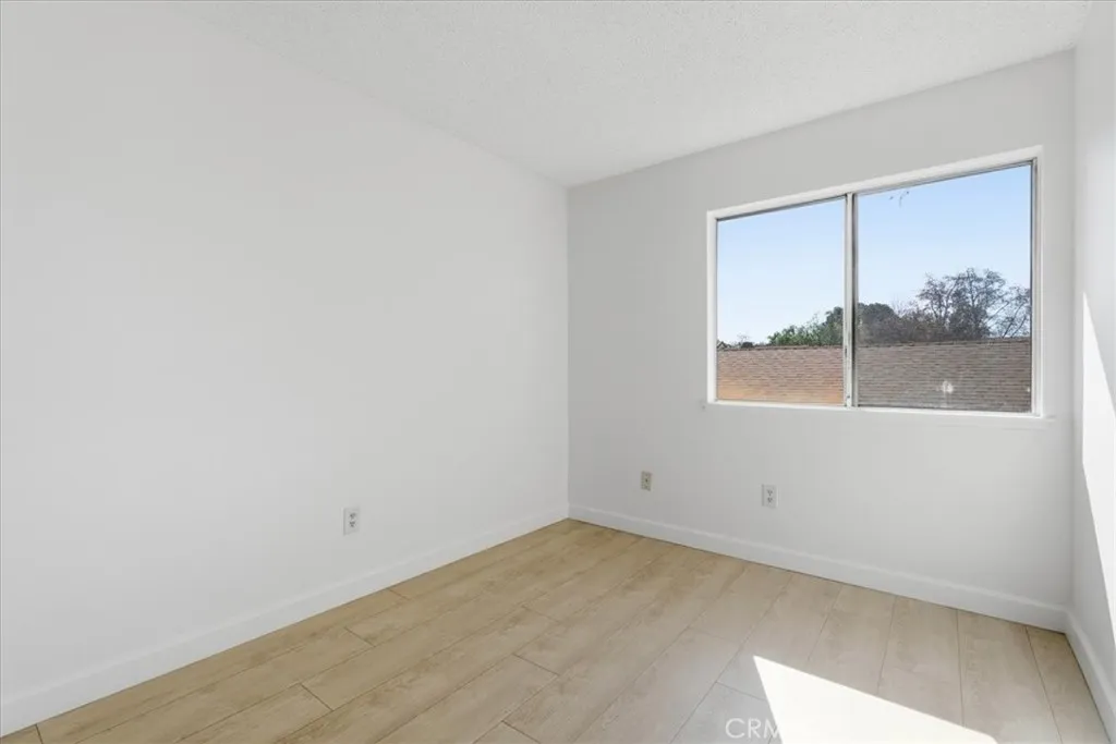 455 Shadyglen Lane, San Dimas, California 91773 home-pic-26