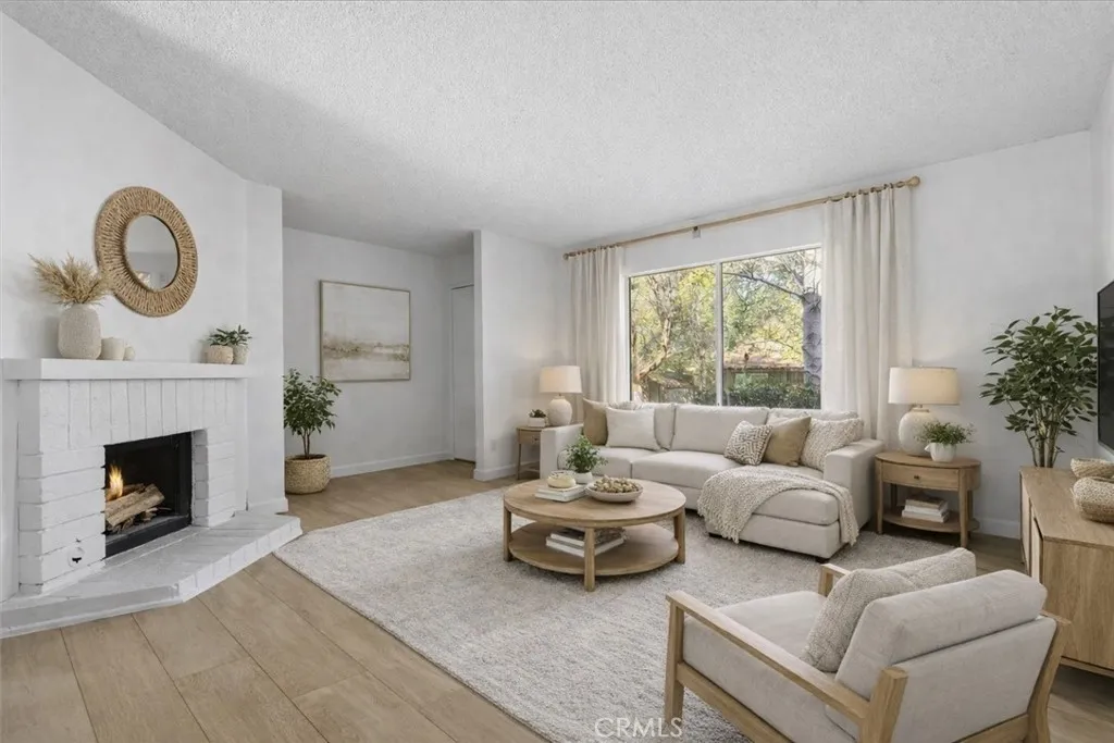 455 Shadyglen Lane, San Dimas, California 91773 home-pic-1