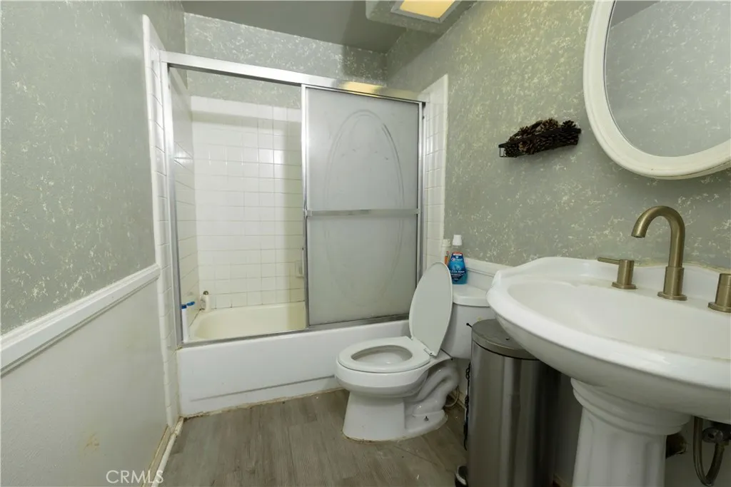 Bathroom #2