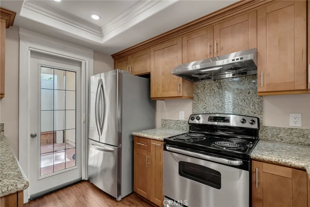27 Avenida Castilla D, Laguna Woods, California 92637 home-pic-17