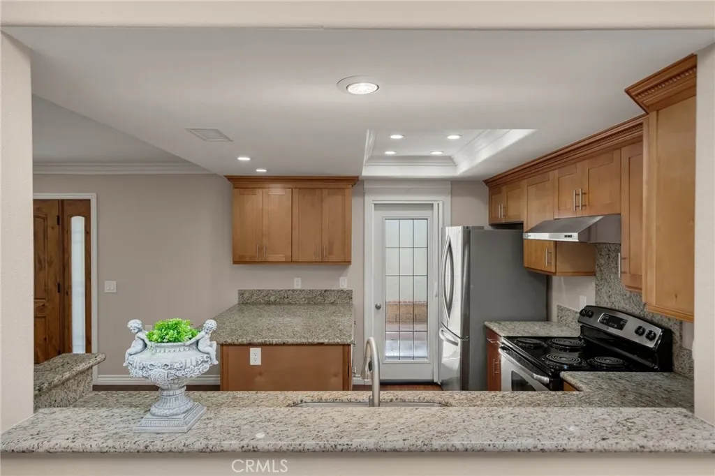 27 Avenida Castilla D, Laguna Woods, California 92637 home-pic-13