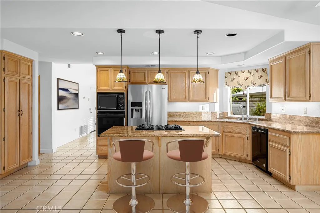 5575 Lakeview, La Verne, California 91750 home-pic-15