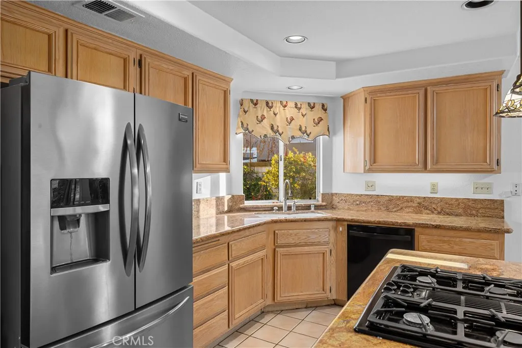 5575 Lakeview, La Verne, California 91750 home-pic-17
