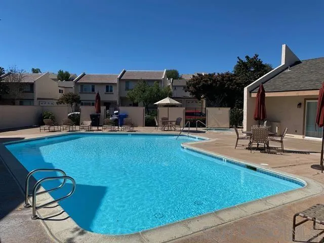 5516 Caminito Roberto, San Diego, California 92111 home-pic-44