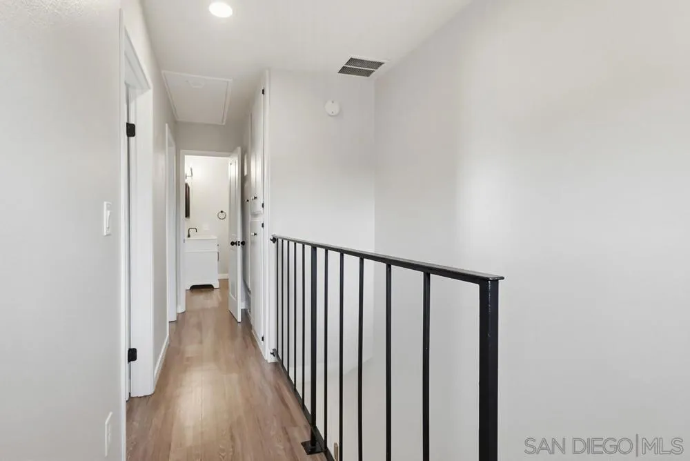 5516 Caminito Roberto, San Diego, California 92111 home-pic-21