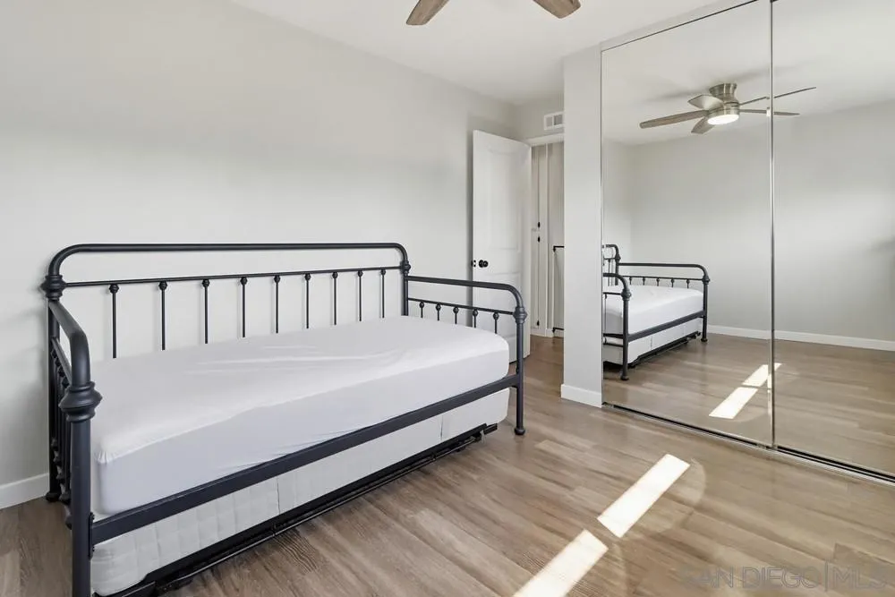 5516 Caminito Roberto, San Diego, California 92111 home-pic-23