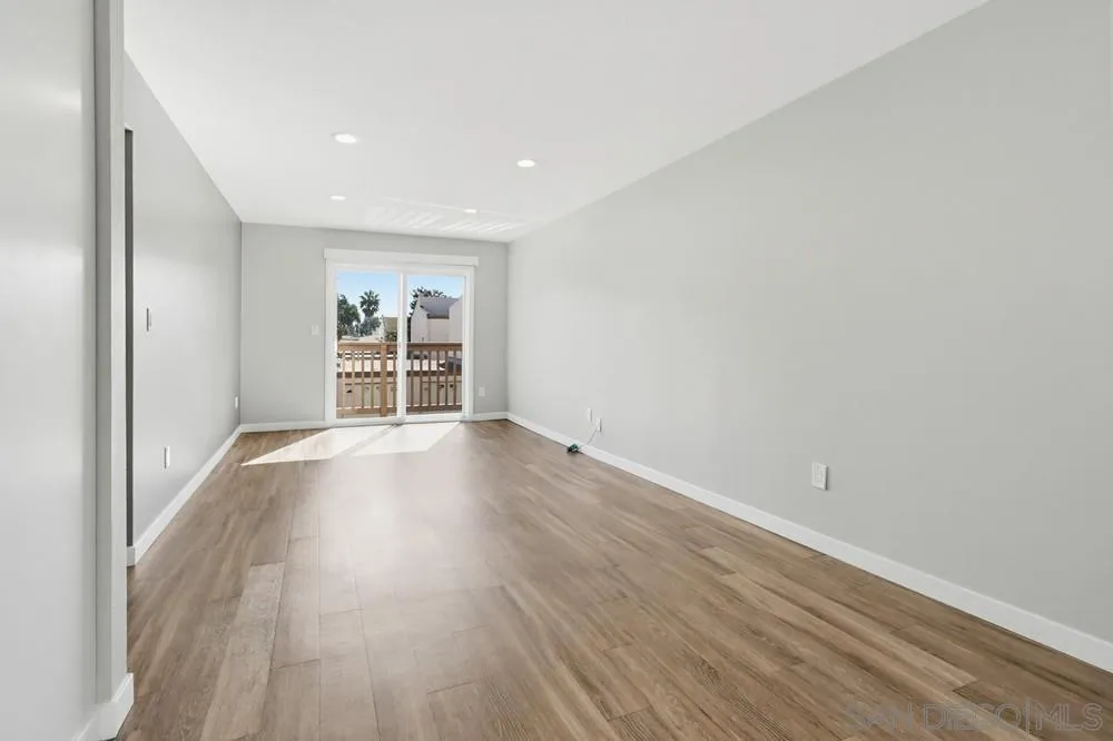 5516 Caminito Roberto, San Diego, California 92111 home-pic-4