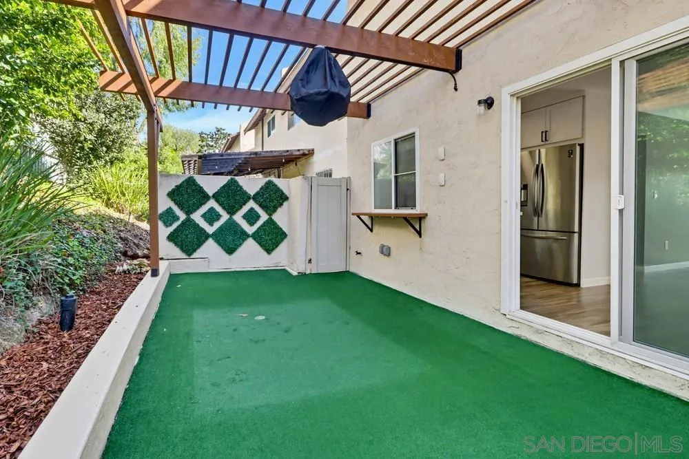 5516 Caminito Roberto, San Diego, California 92111 home-pic-36