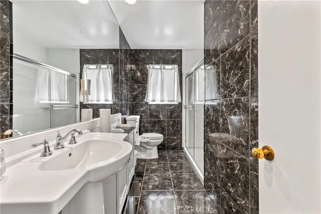11681 Daniel Avenue, Garden Grove, California 92840 home-pic-13