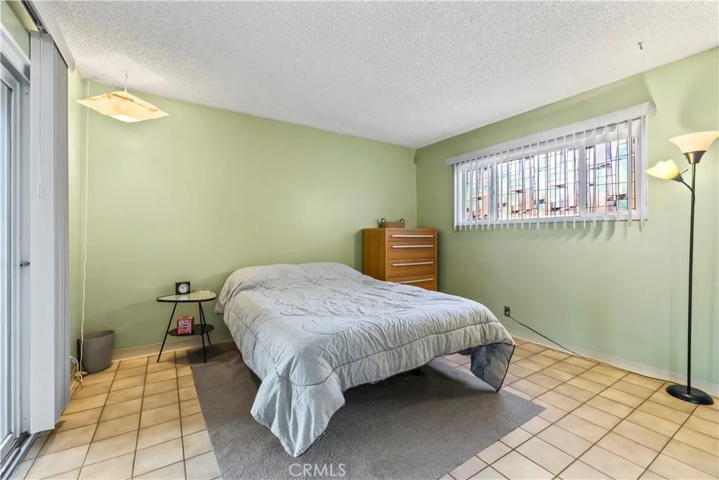 11681 Daniel Avenue, Garden Grove, California 92840 home-pic-12