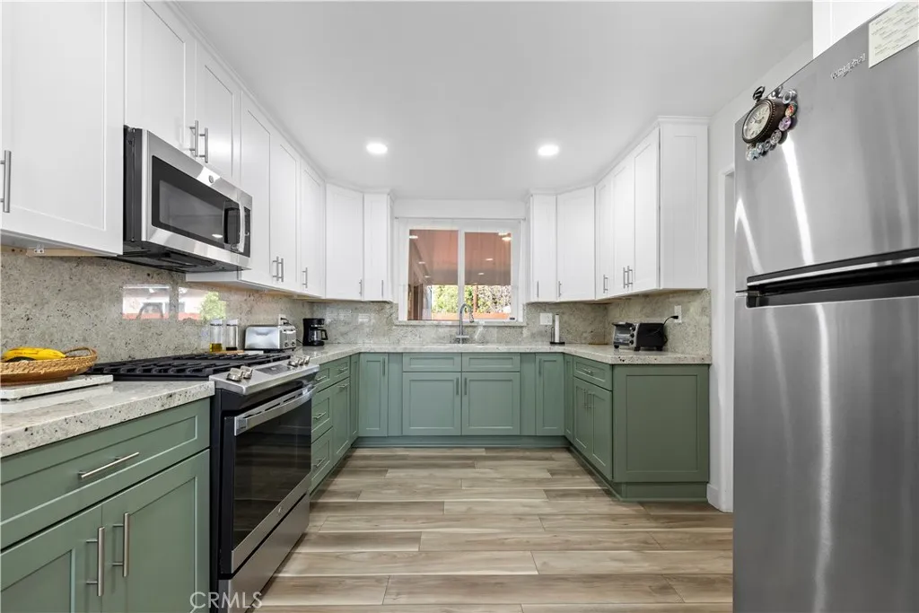 11681 Daniel Avenue, Garden Grove, California 92840 home-pic-1