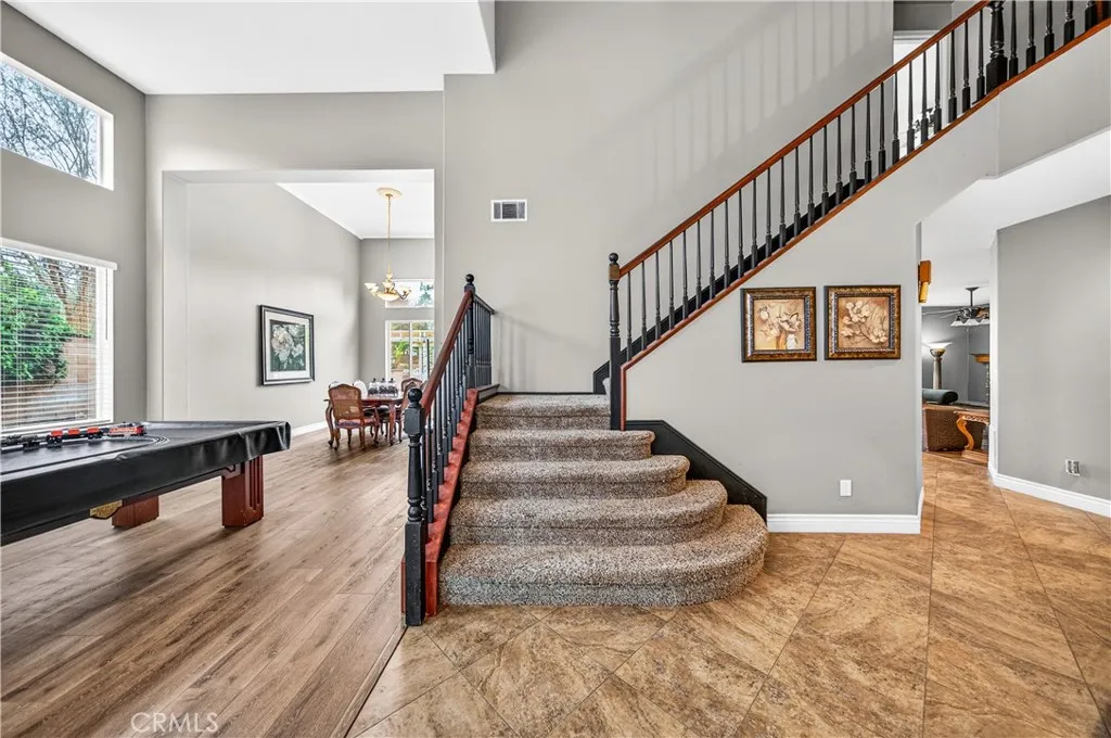 43898 Carentan Drive, Temecula, California 92592 home-pic-8