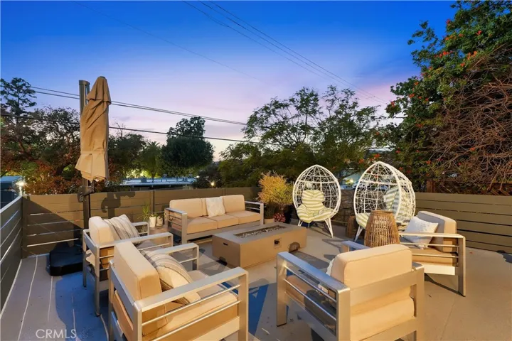 1406 Manzanita, Los Angeles, California 90027