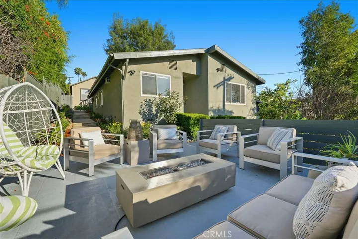 1406 Manzanita, Los Angeles, California 90027