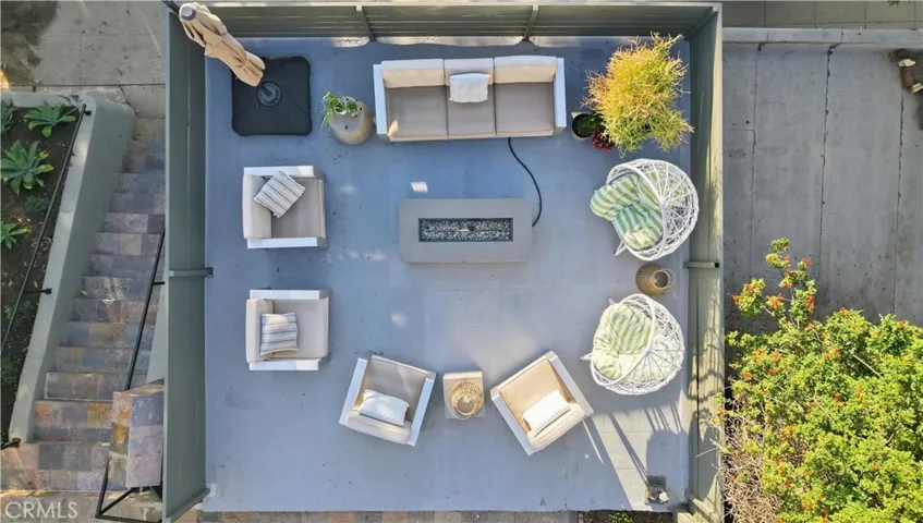 1406 Manzanita, Los Angeles, California 90027