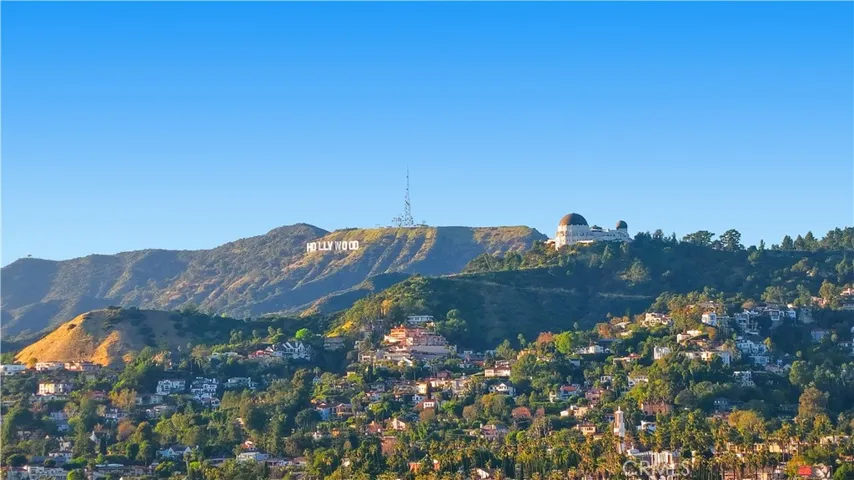 1406 Manzanita, Los Angeles, California 90027