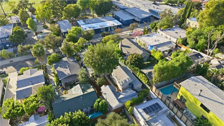 1406 Manzanita, Los Angeles, California 90027