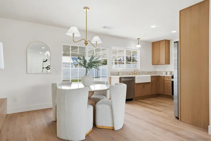 10155 Baroness Ave, San Diego, California 92126