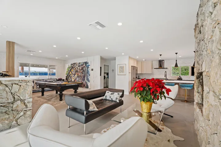 27_11618209_175320_175320-EI-127