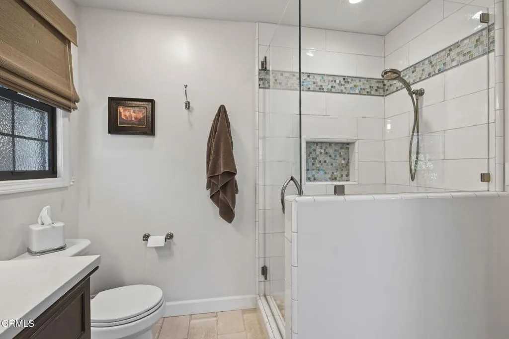 2456 Sherwood Drive, Ventura, California 93001 home-pic-25
