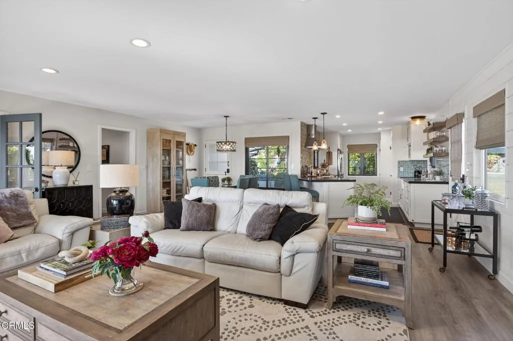 2456 Sherwood Drive, Ventura, California 93001 home-pic-17