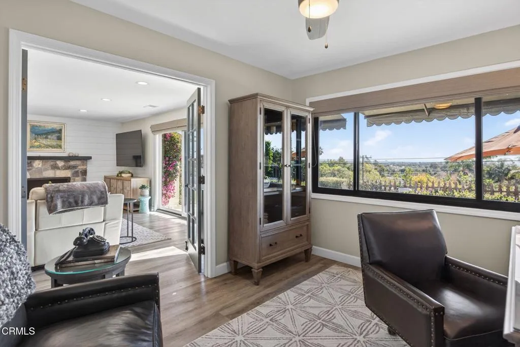 2456 Sherwood Drive, Ventura, California 93001 home-pic-19