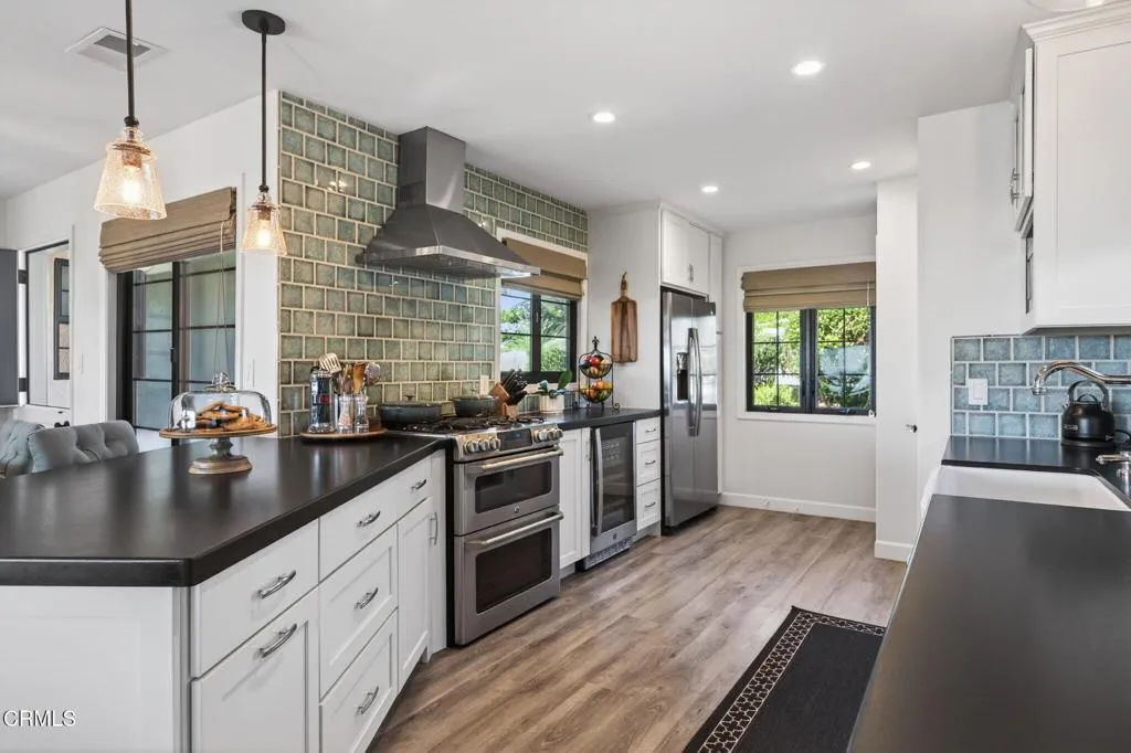 2456 Sherwood Drive, Ventura, California 93001 home-pic-10