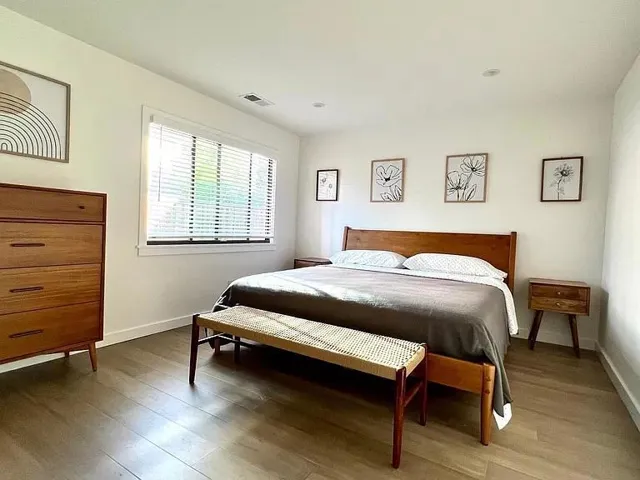 2050 Williams Street, Palo Alto, California 94306