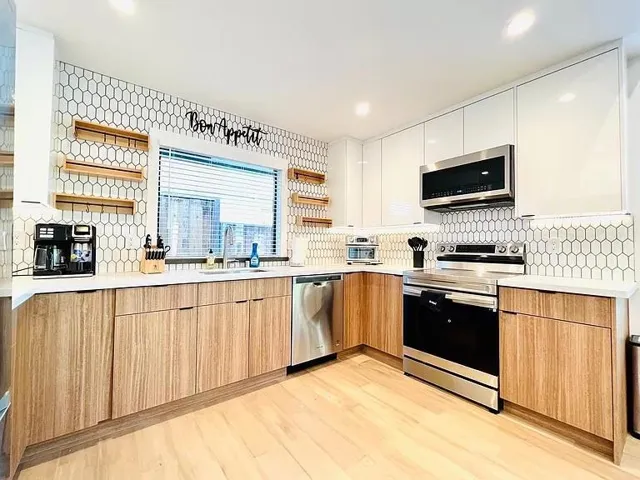 2050 Williams Street, Palo Alto, California 94306