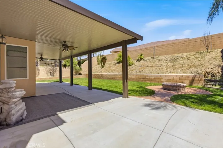 35160 Hulihee, Winchester, California 92596