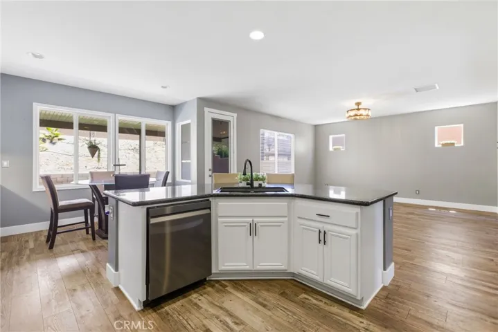 35160 Hulihee, Winchester, California 92596