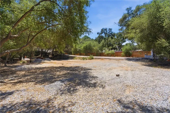 Adjacent Lot included